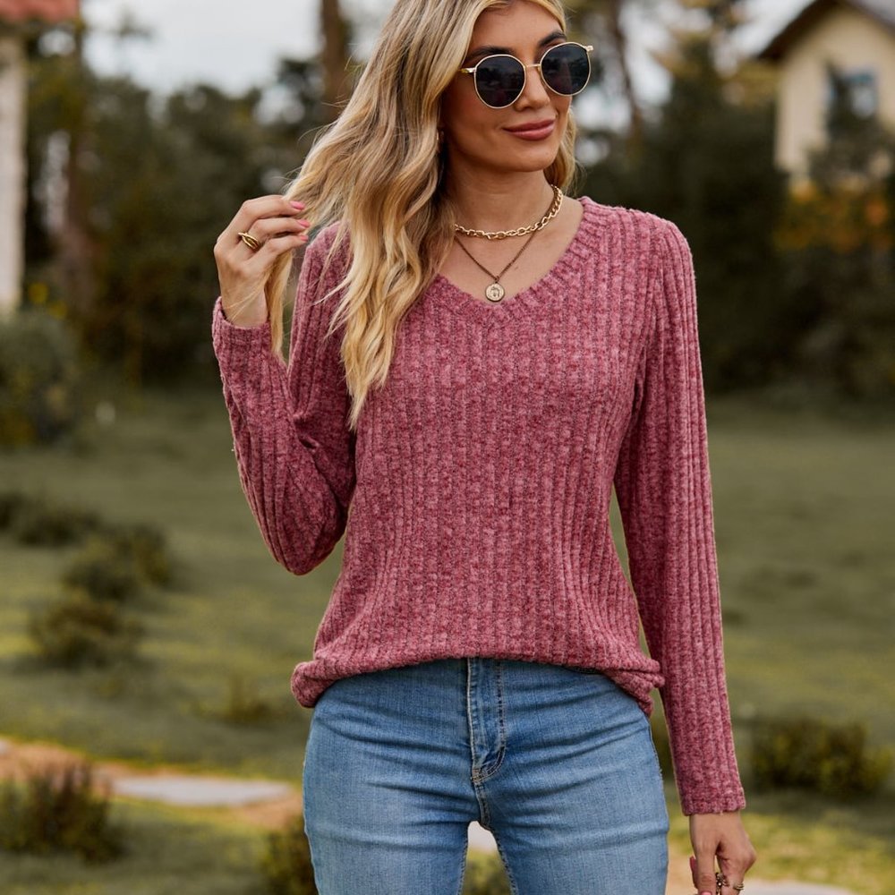 Ribbed V-Neck Long Sleeve Tee - Deep Rose